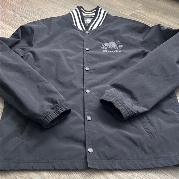 Roots | Black Varsity Jacket With White Striped Collar and Cuff Size Small - Picture 2 of 14